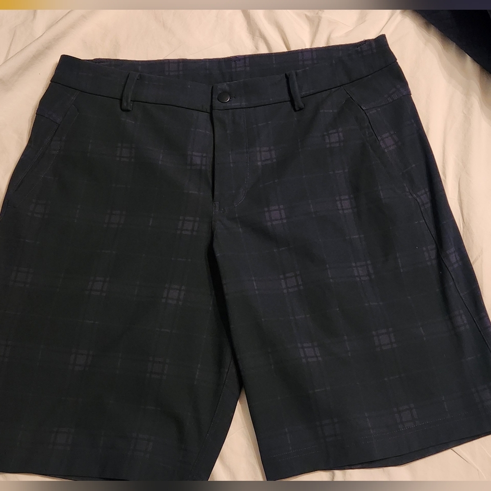 Mens Lululemon shorts